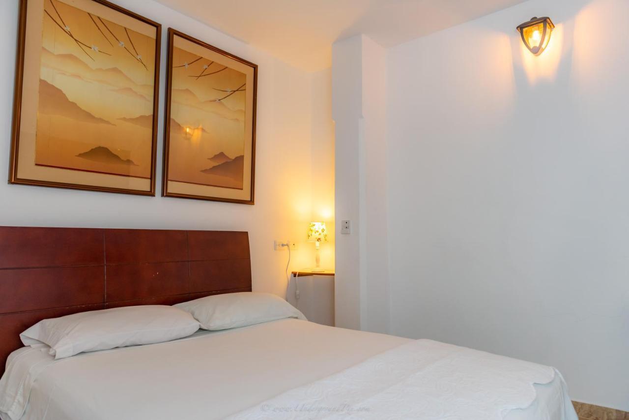バランキージャ Casa Caribe Colonial Bed & Breakfast エクステリア 写真