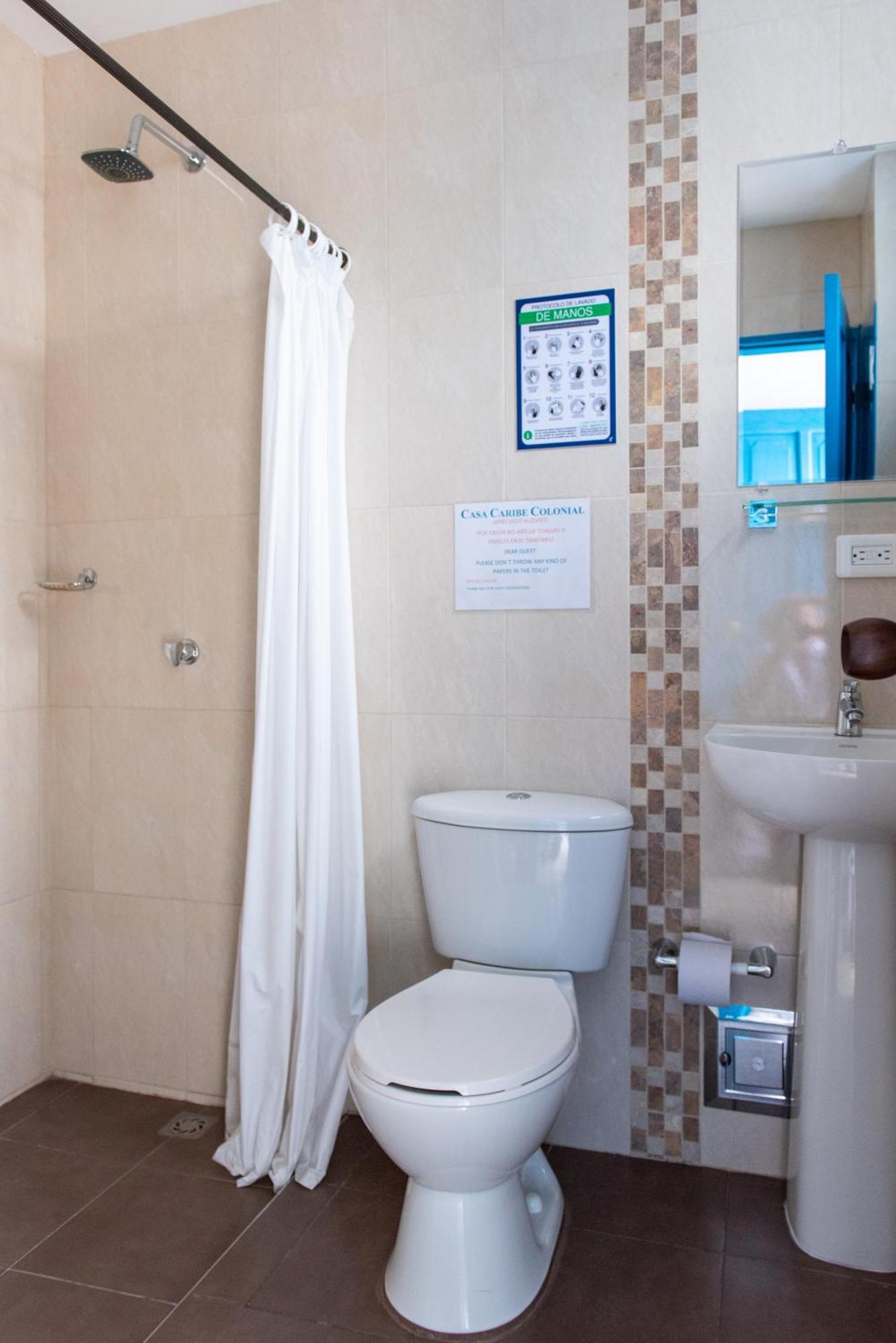 バランキージャ Casa Caribe Colonial Bed & Breakfast エクステリア 写真